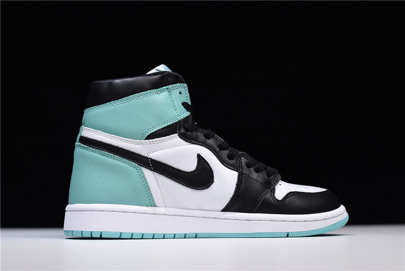 Air Jordan 1 High OG “Igloo” 861428-100