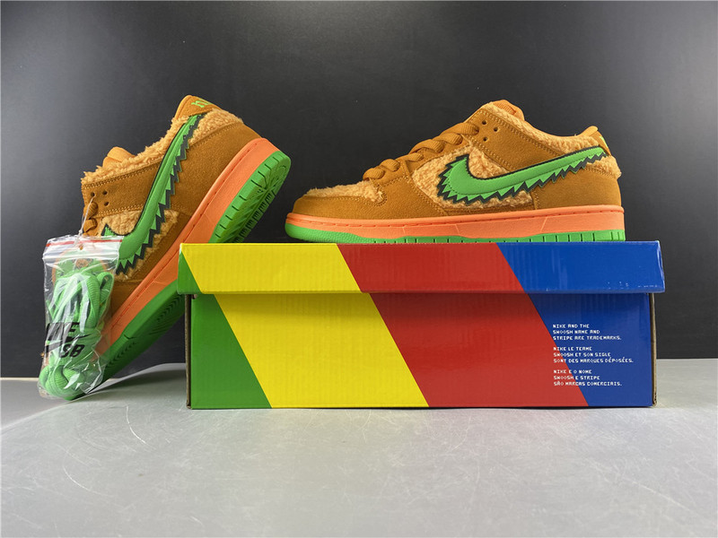 Grateful Dead x Nike SB Dunk Low 