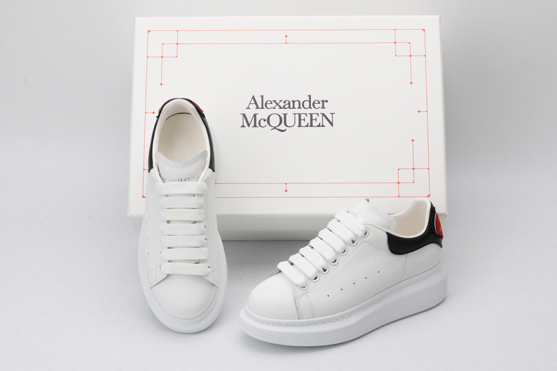 MQ Sneakers
