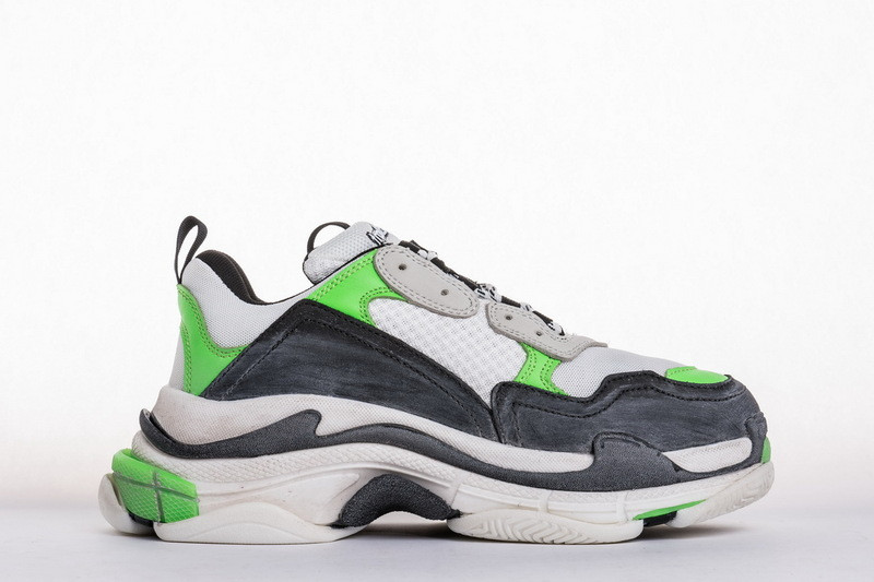 BLCG TRIPLE S 483513-W06E1