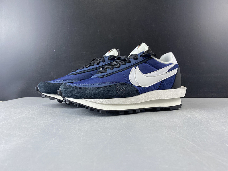 Sacai x Nike LVD Waffle Daybreak BV0073-401