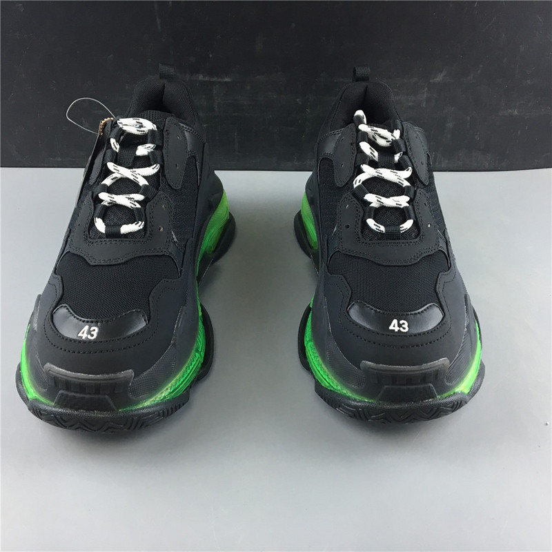 BLCG Triple S 541624-W0901-2140