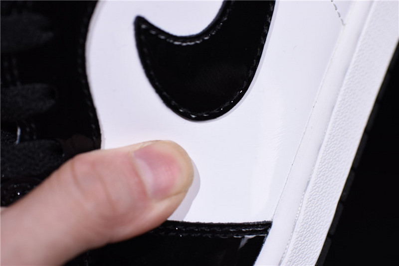 Air Jordan 1 Retro High Glod Toe 861428-007