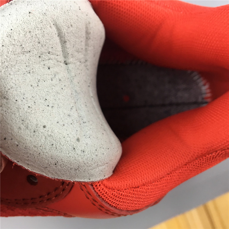 BLCG Triple S 541624-W09EO1-6500