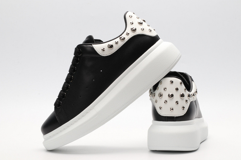 Alexander McQueen Sneakers 553776WHGP51070