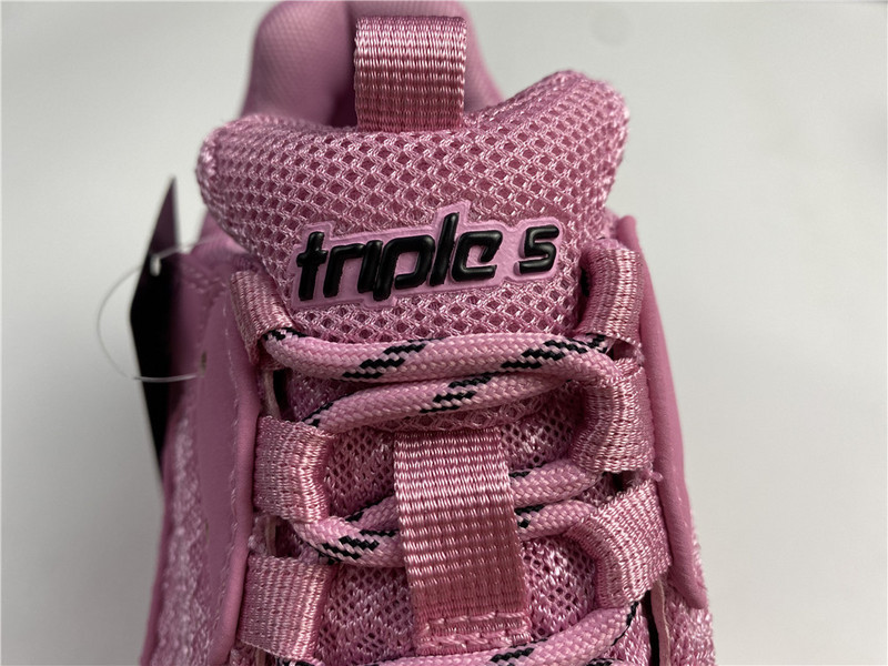 BLCG Triple S 544351-W2GA1-5760