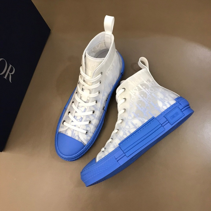 DR B23 High Top Sneaker