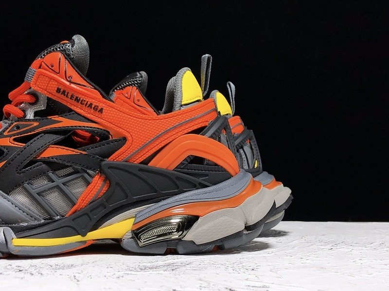 BLCG Track 2.0 570391-W2GN9-1008