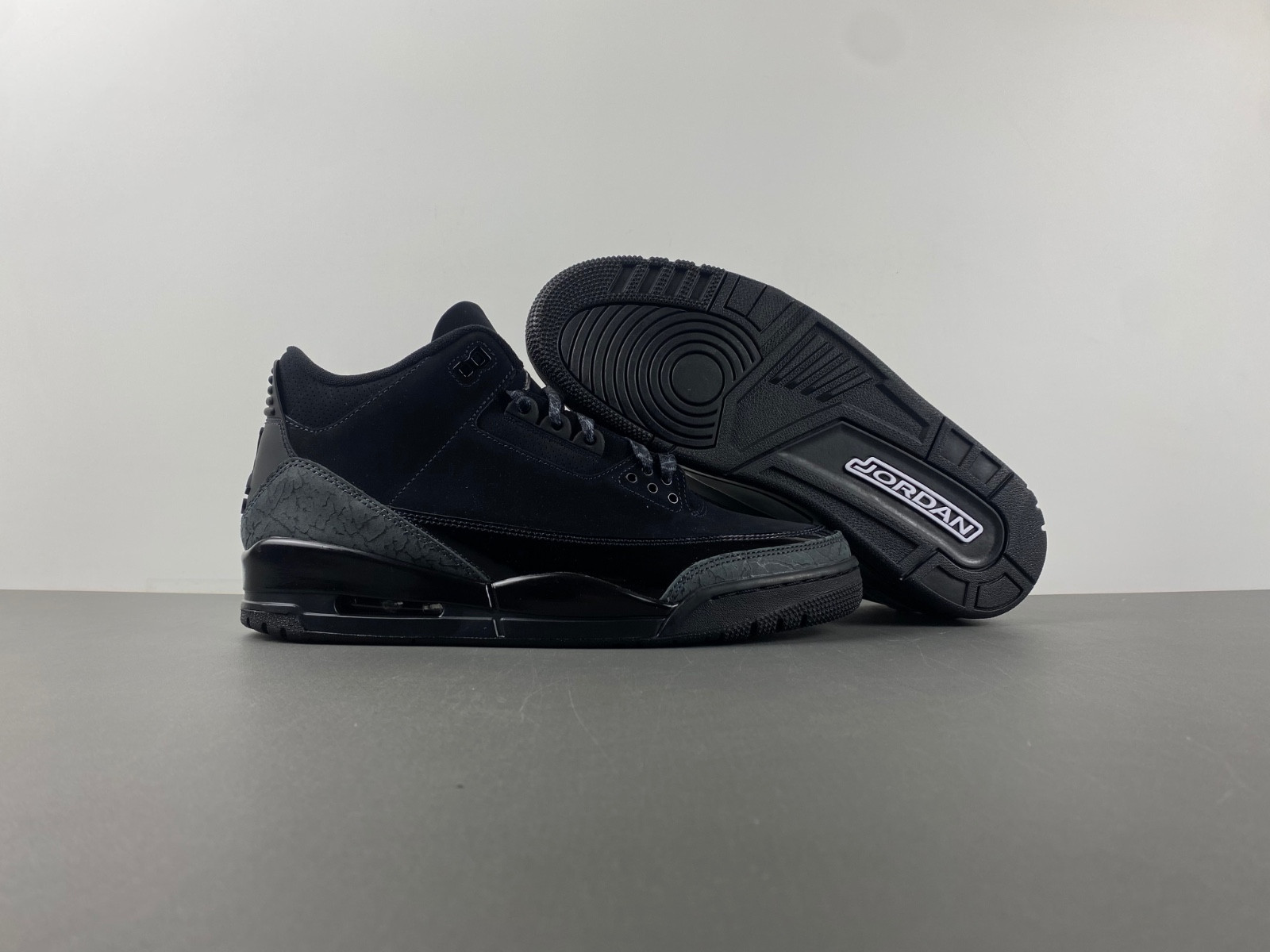 Air Jordan 3 Black Cat 9246-001