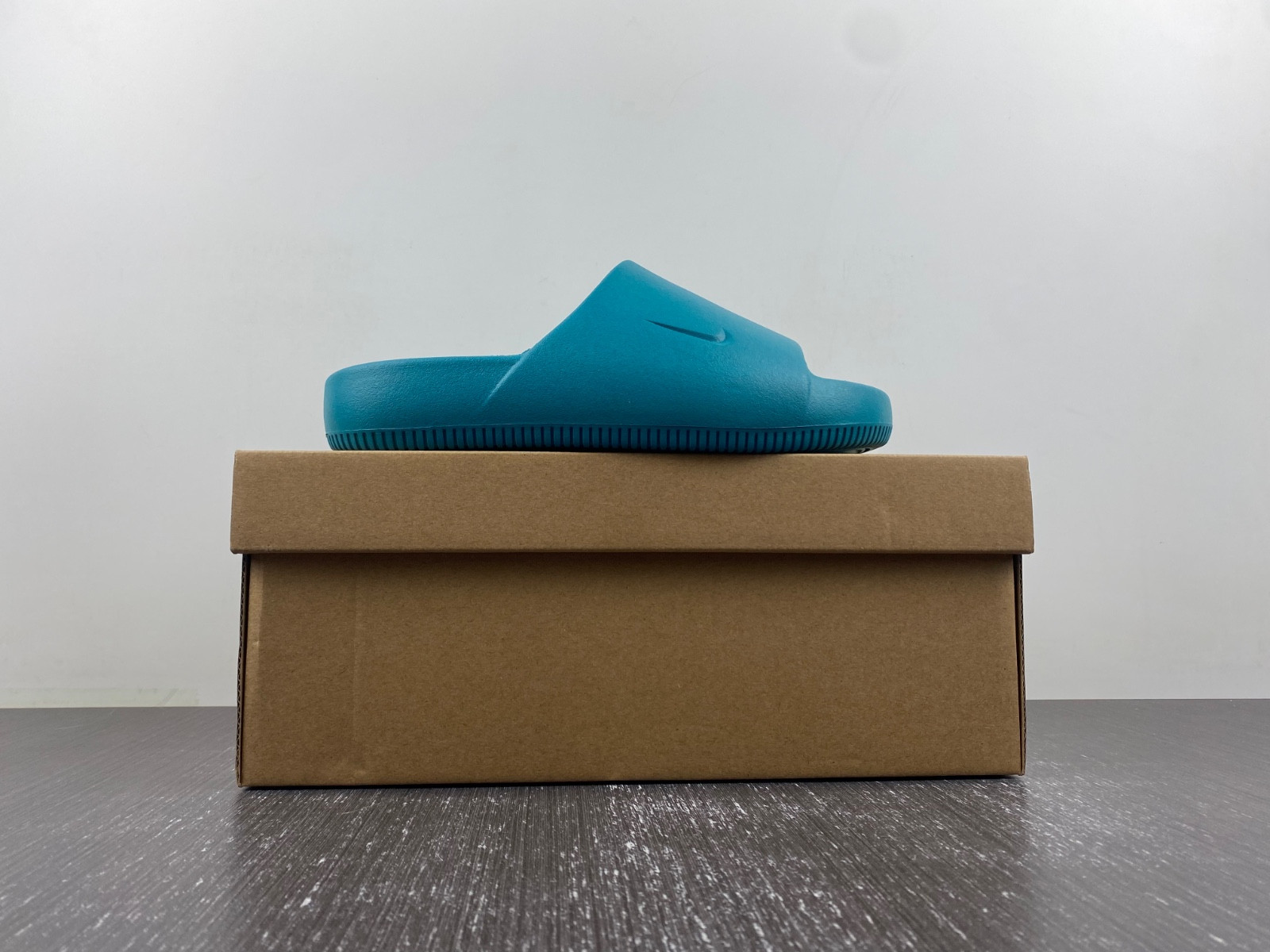 Nike Calm Slides FD4116-300