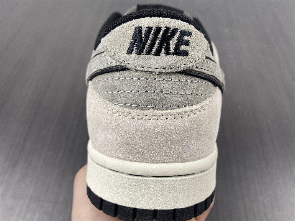 Otomo Katsuhiro x Nike SB Dunk Low Steamboy OST White Black LF0039-006