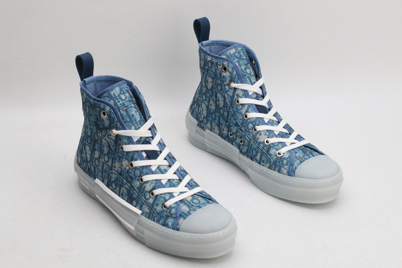 DR B23 High Top Sneaker