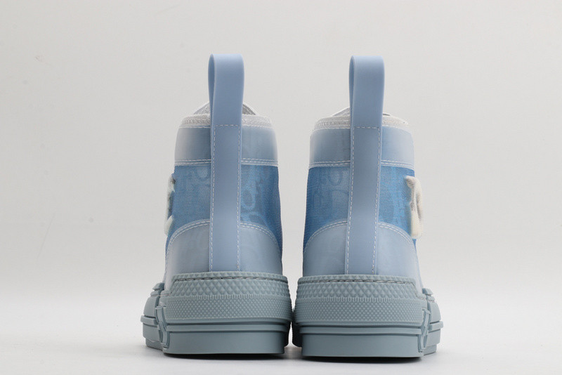 DR B23 High Top Sneaker