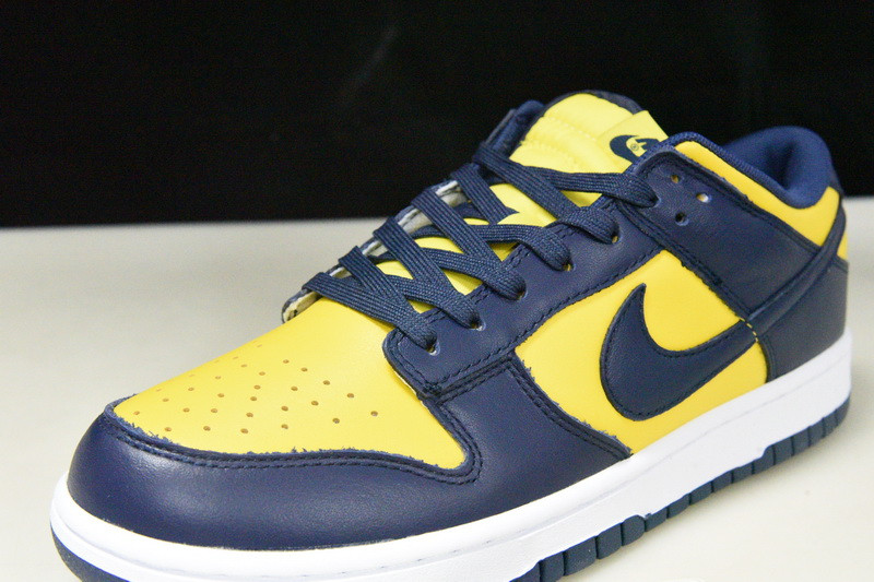 Nike Dunk Low “Michigan” DD1391-700