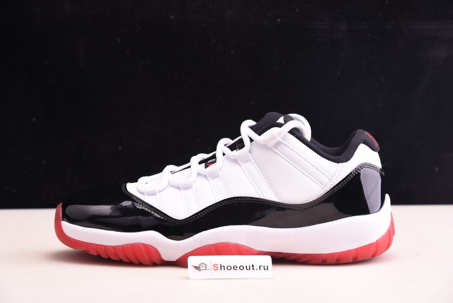 Air Jordan 11 Retro Low Concord Bred AV2187-160
