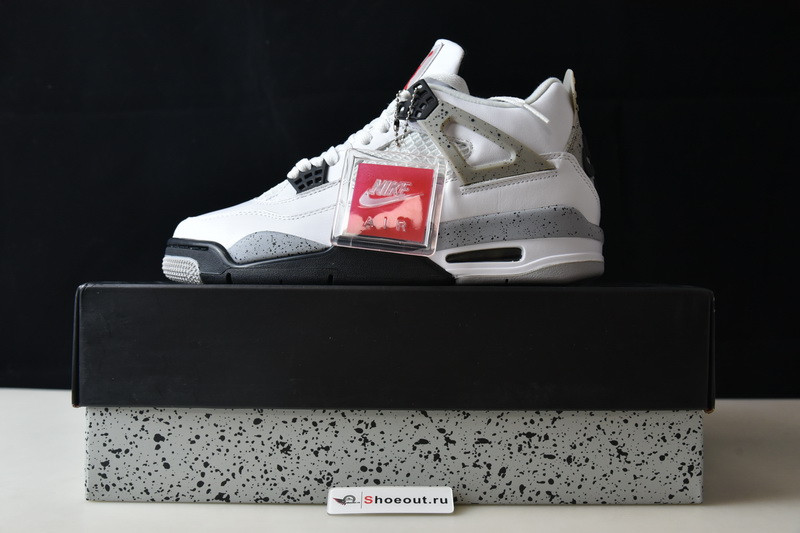 Air Jordan 4 OG “White Cement”  840606-192