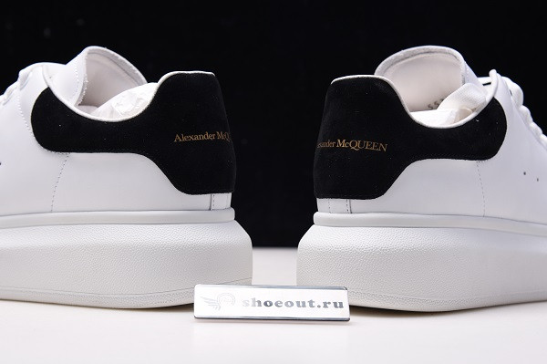 MQ Sneakers 462214-WHGP7-9374