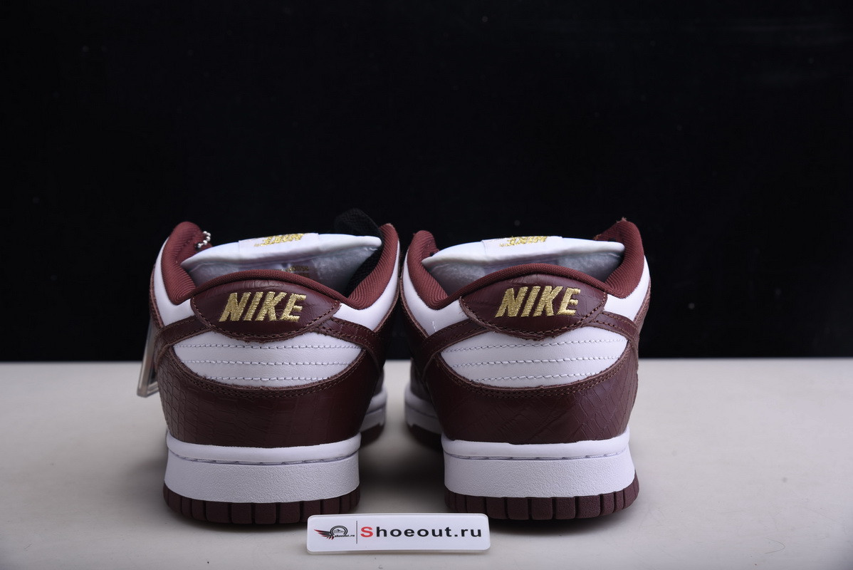 Sup x Nike SB Dunk Low “Stars” DH3228-103