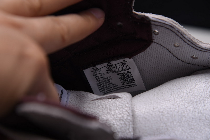 A Ma Maniere x Air Jordan 1 High OG DO7097-100