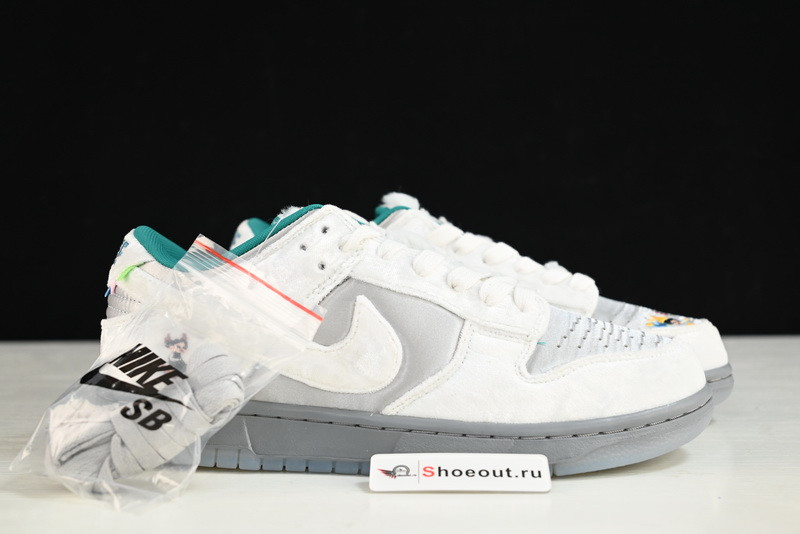 Nike Dunk Low “Ice” DO2326-001