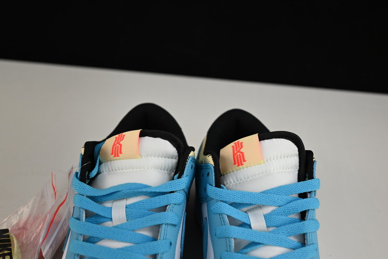 Kyrie Irving x Nike Dunk Low DN4179-400