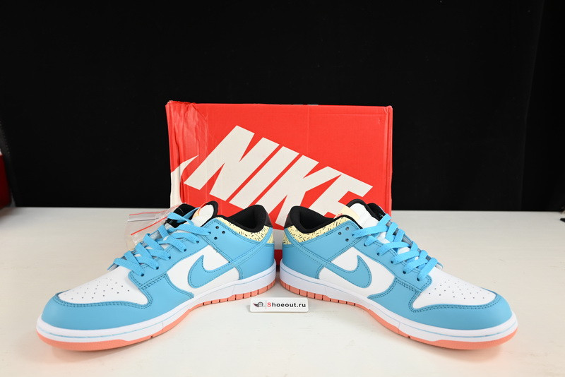 Kyrie Irving x Nike Dunk Low DN4179-400