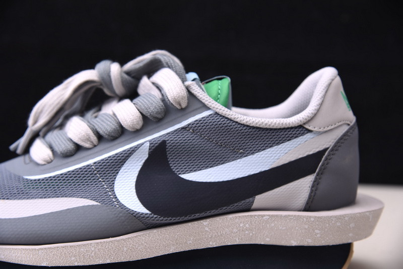 Clot x Sacai x Nike LDWaffle DH3114-001