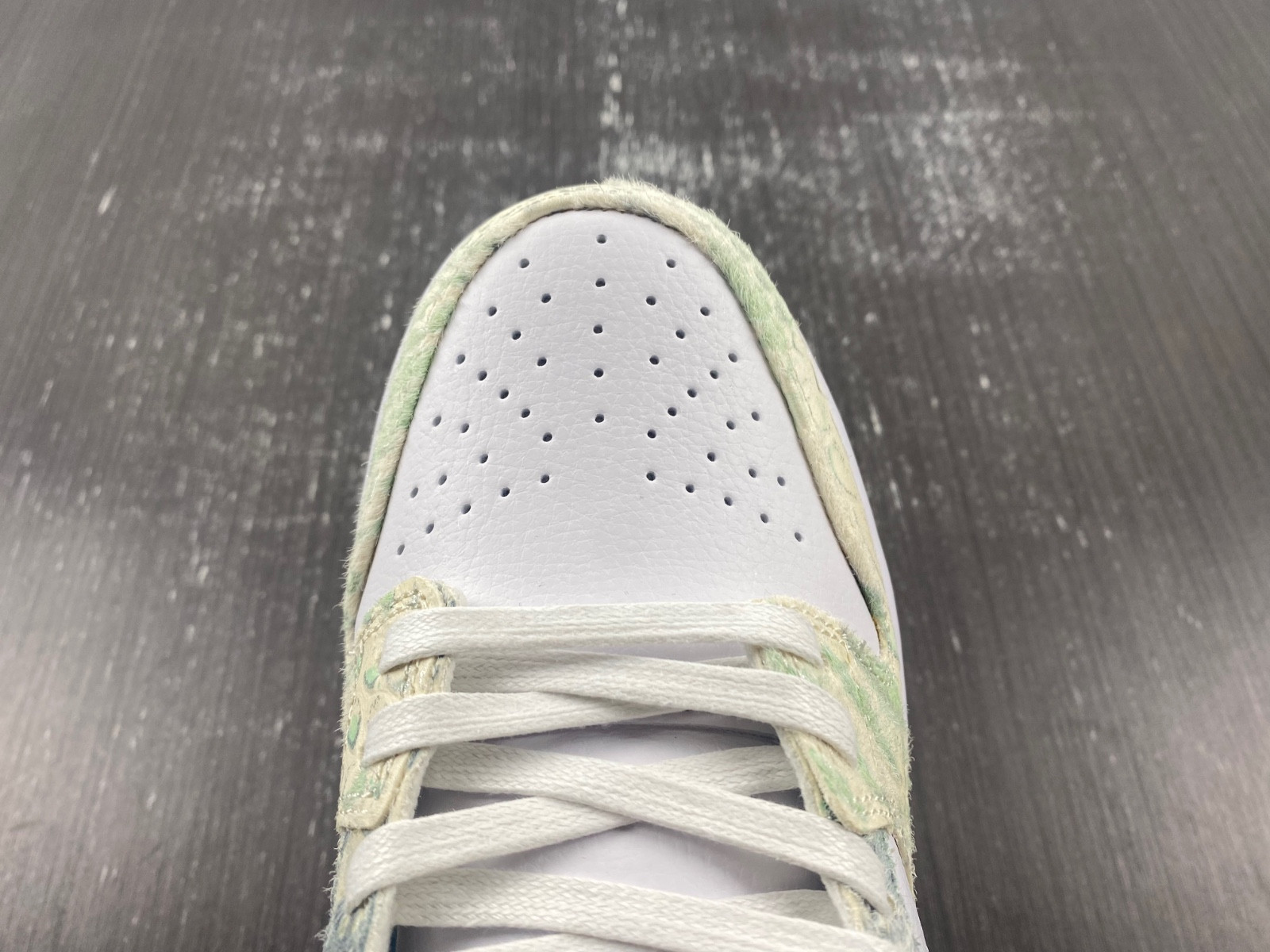 Nike Dunk Low DV0831-101