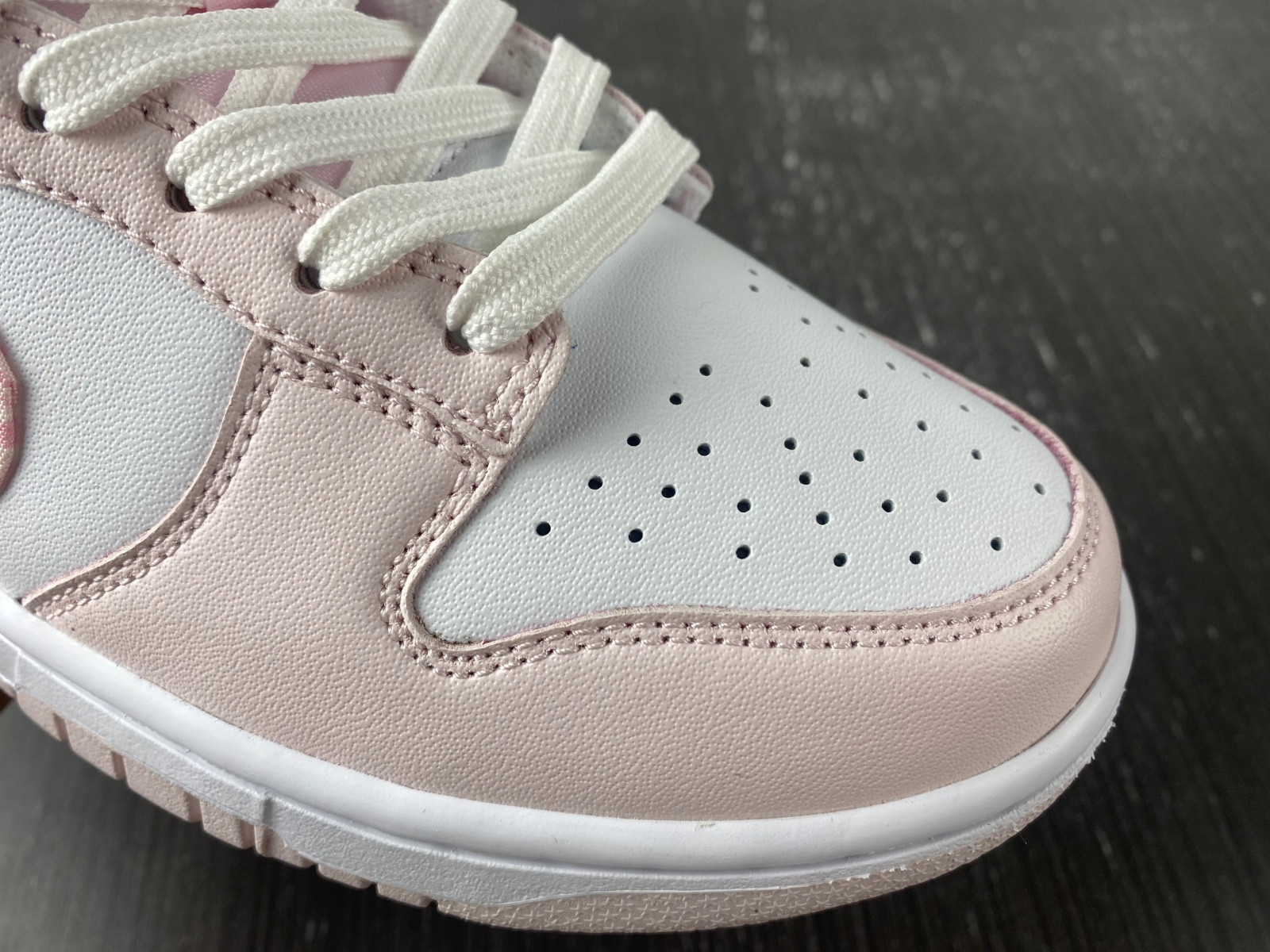 Nike Dunk Low WMNS “Pink Paisley” FD1449-100