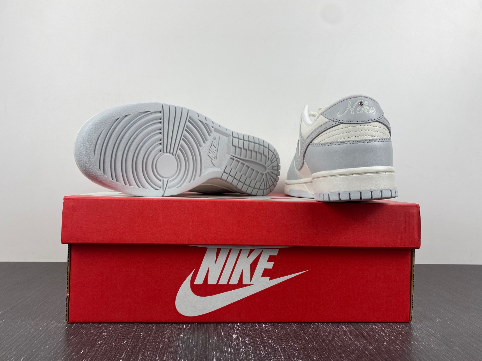 Nike Dunk Low WMNS “Needlework” FJ4553-133