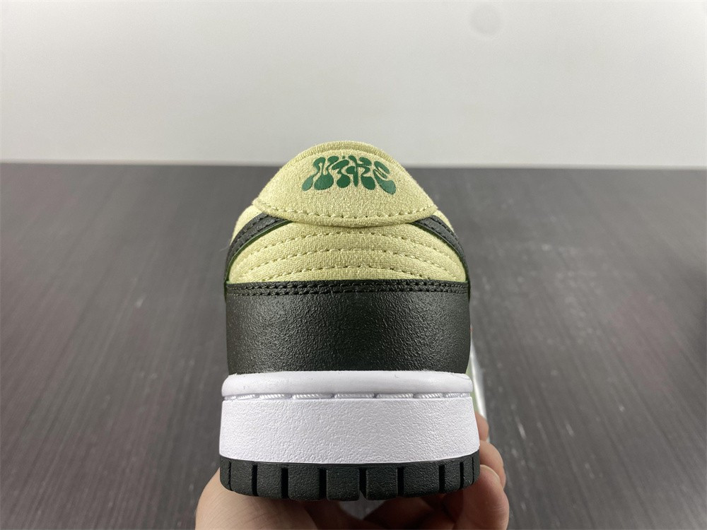 Nike Dunk Low “Avocado” DM7606-300