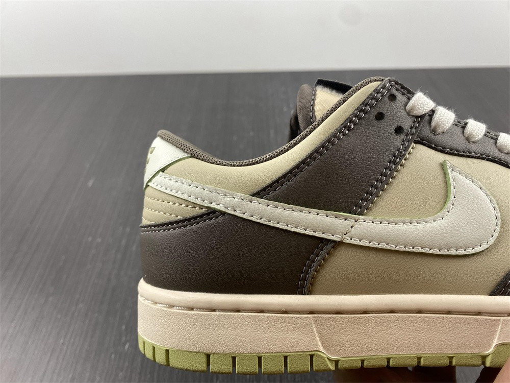 SB Dunk Low "Khaki" FB4960-210