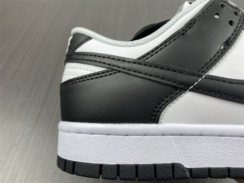 Nike Dunk Low Next Nature “White/Black” DD1873-102