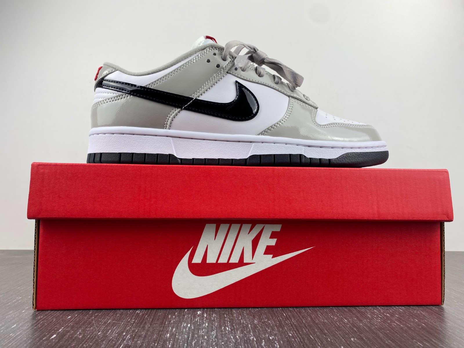 Nike Dunk Low “Light Iron Ore“ DQ7576-001