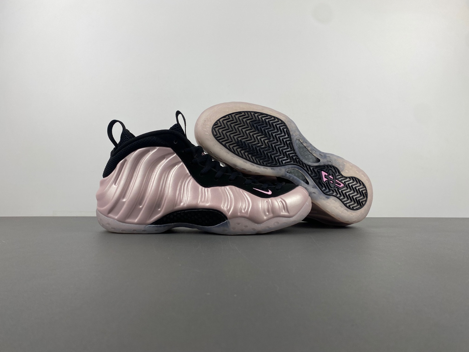 Nike Air Foamposite HJ4187-001
