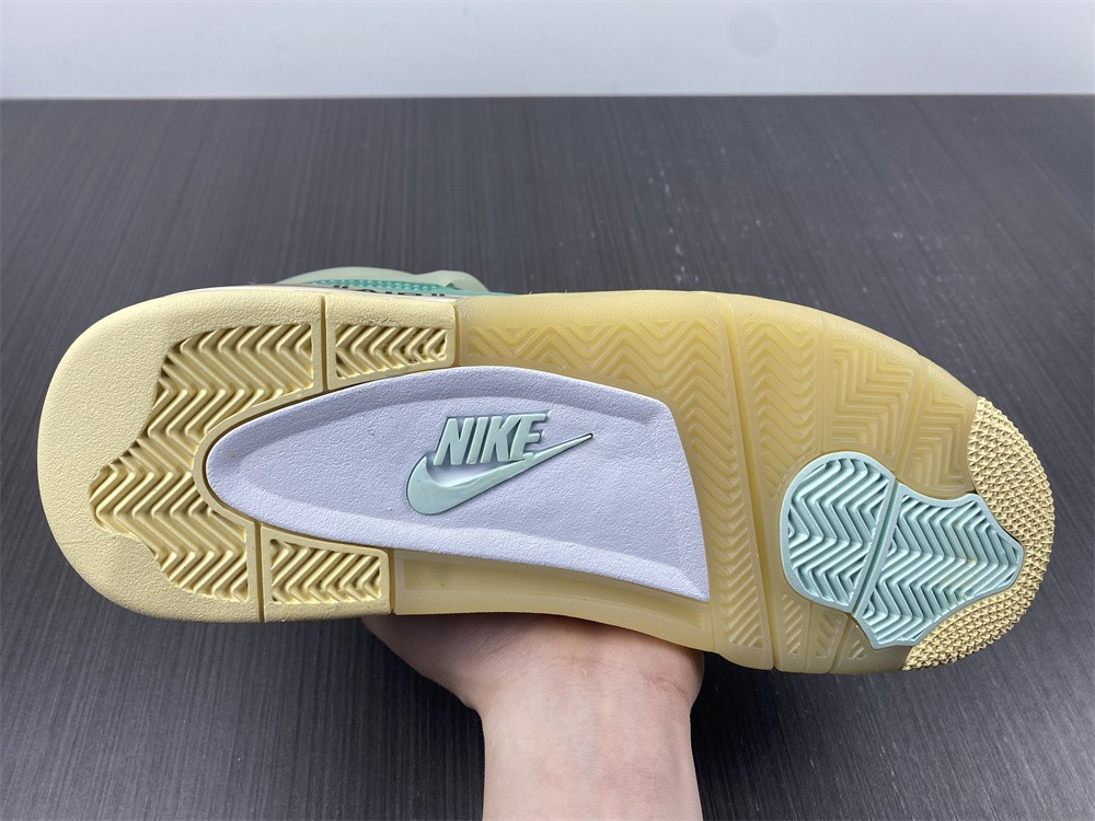 Air Jordan 4 Green CV9388-102