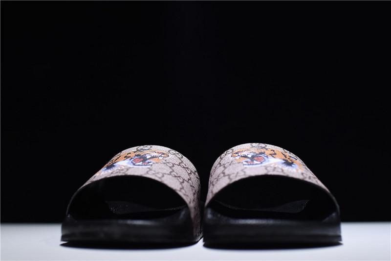 GC Leather SLIDE SANDAL with TIGER 456234 K5Y00 8919