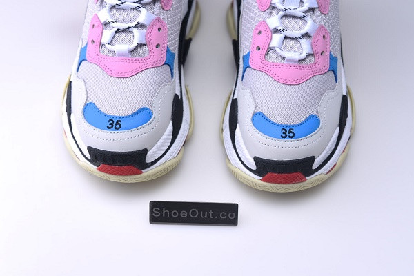 BLCG Triple S 584088-W06E2-1150