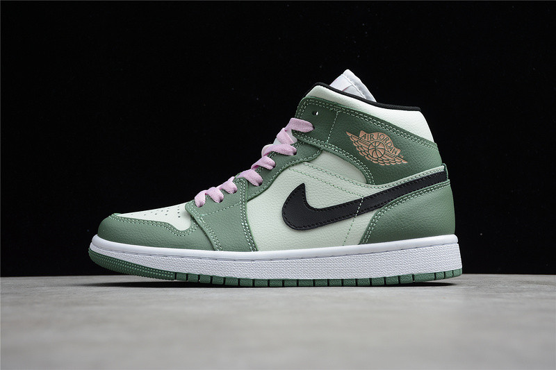 Air Jordan 1 Mid SE “Dutch Green” CZ0774-300
