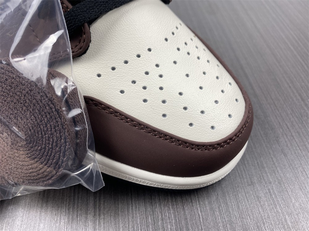 Air Jordan 1 Low “Mocha Brown” DC6991-200