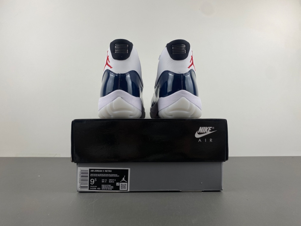 Air Jordan 11 LH0296-400
