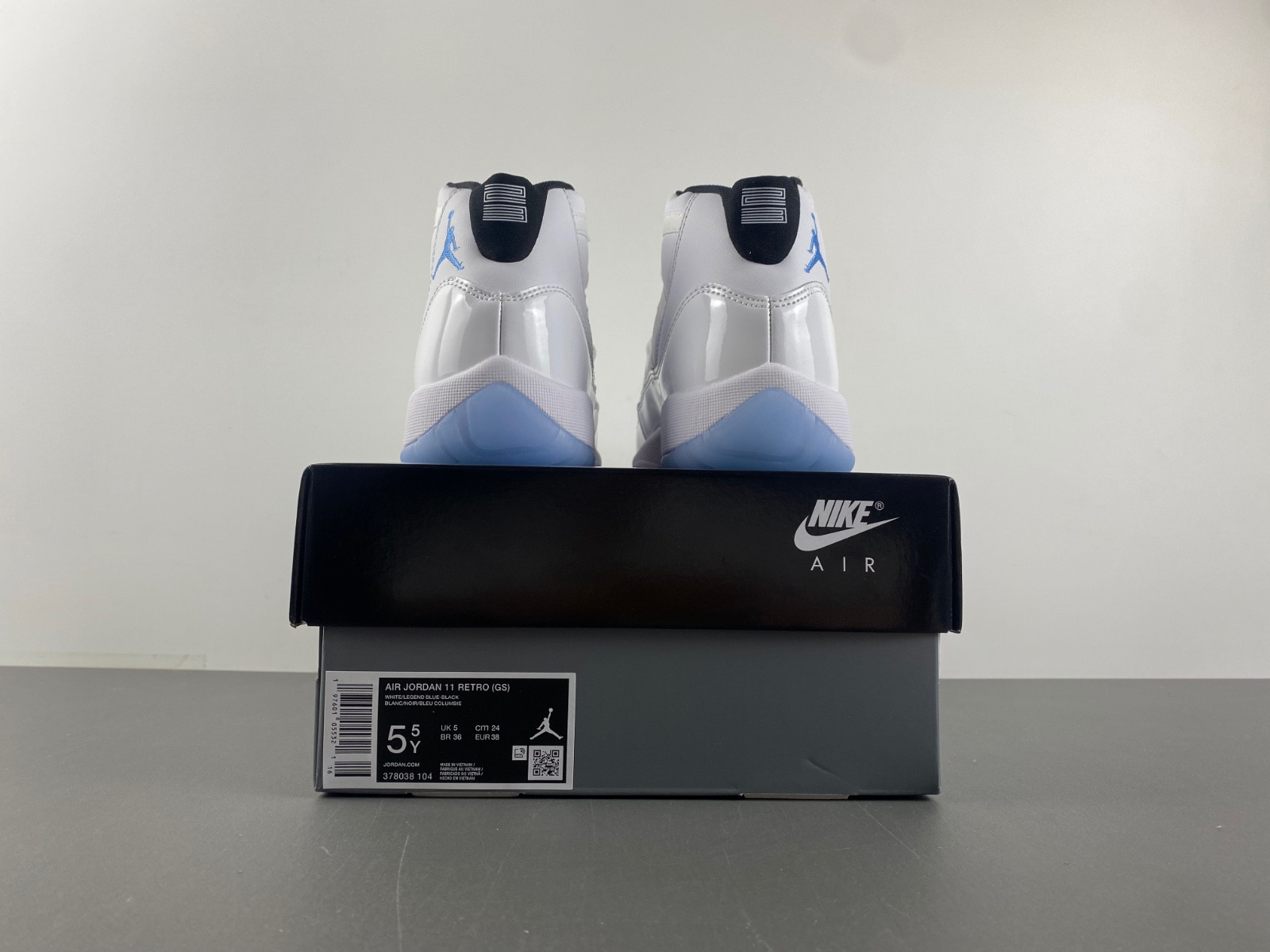 Air Jordan 11 “legend Blue 378038-104