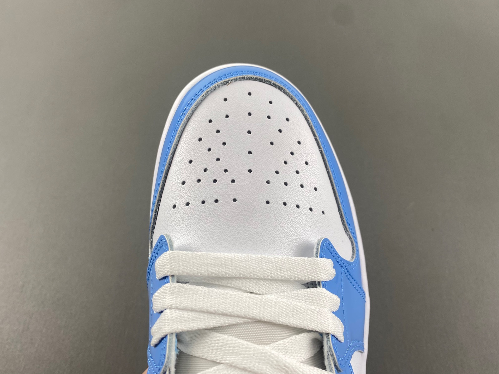 Air Jordan 1 Low “Legend Blue” FZ2138-114