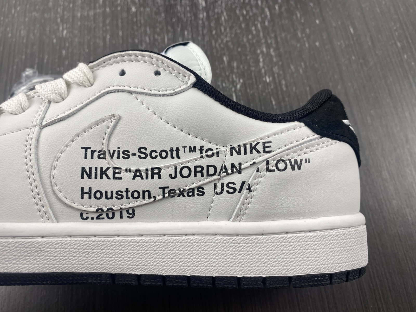 OFF-WHITE x Travis Scott x Air Jordan 1 OW DM7888-180