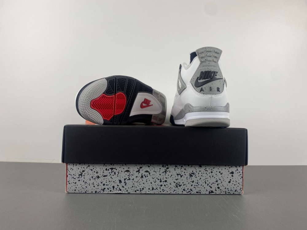 Air Jordan 4 “White Cement” 2025 FV5029-100