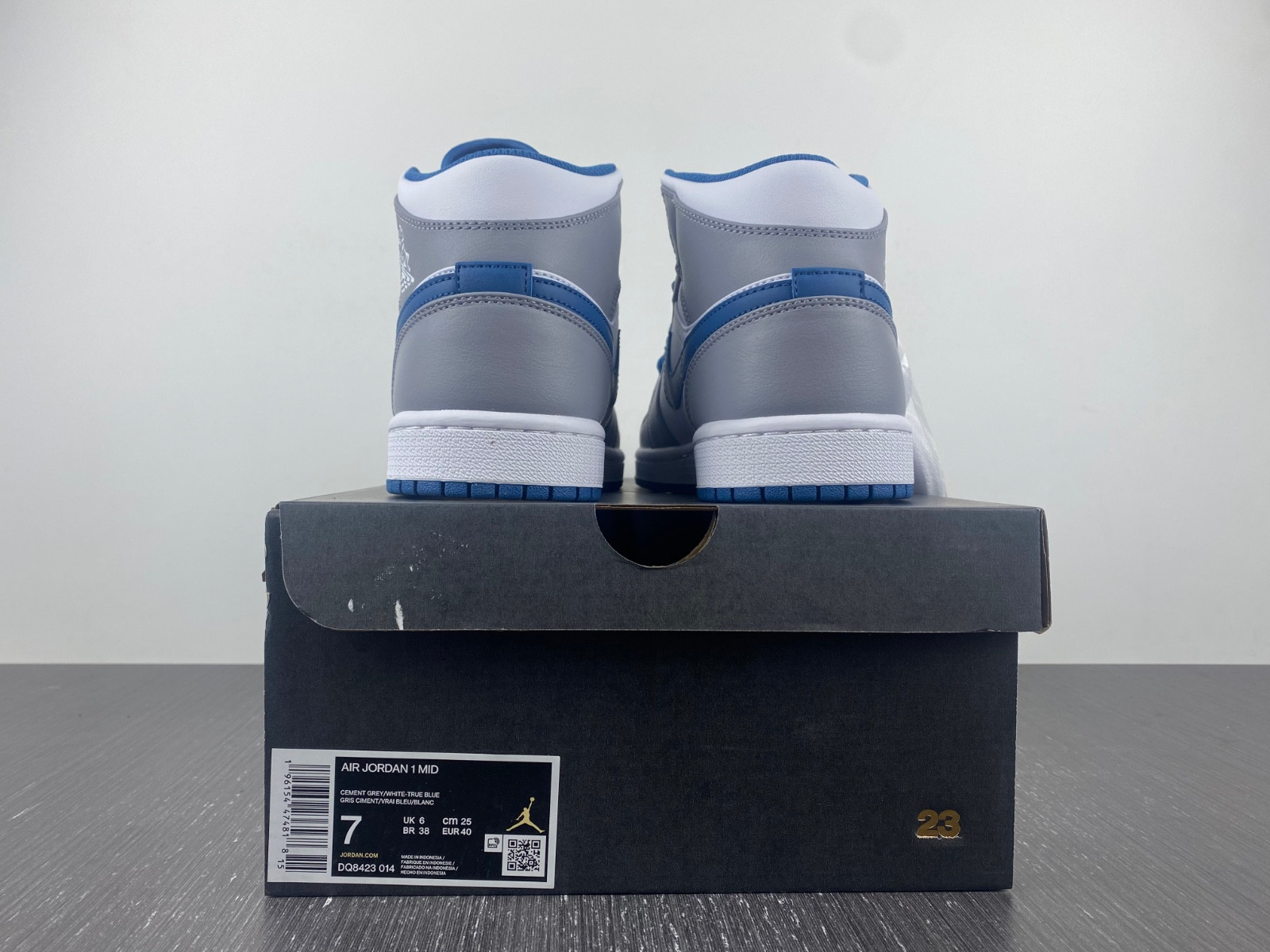 Jordan 1 Mid True Blue  DQ8426-014