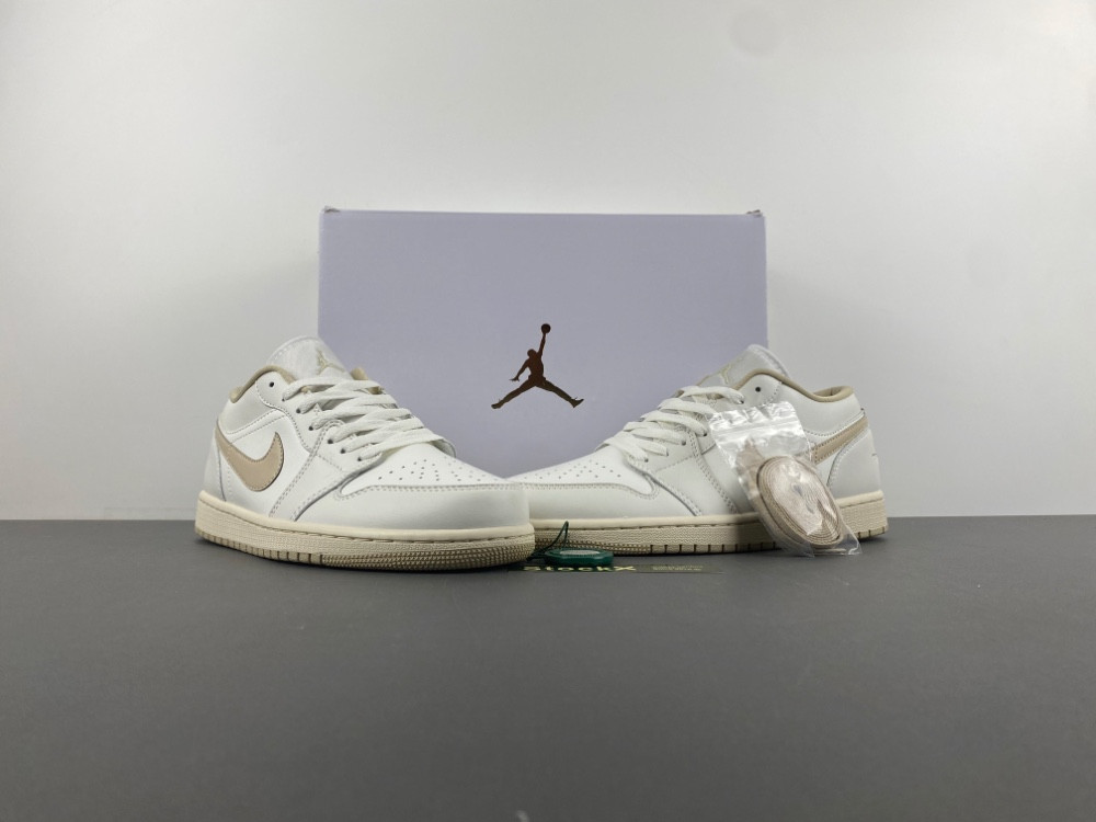Air Jordan 1 DC0774-112
