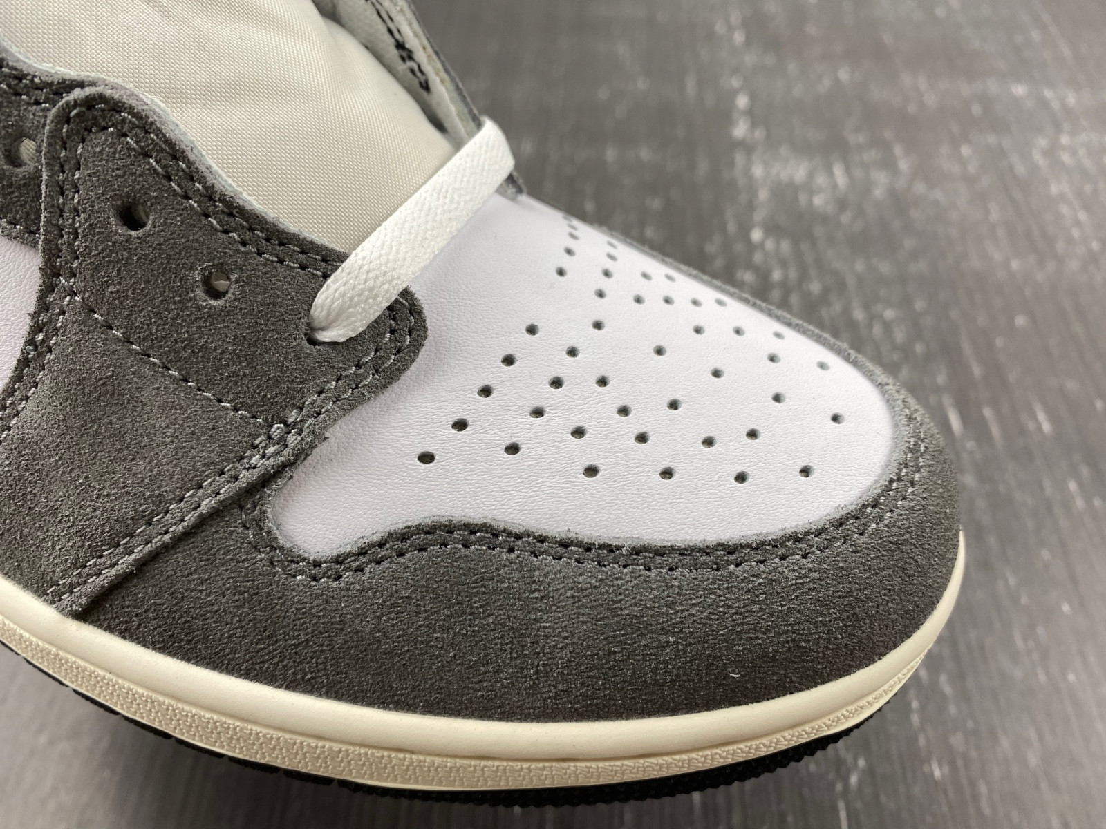 Air Jordan 1 High OG “Washed Heritage” DZ5485-051