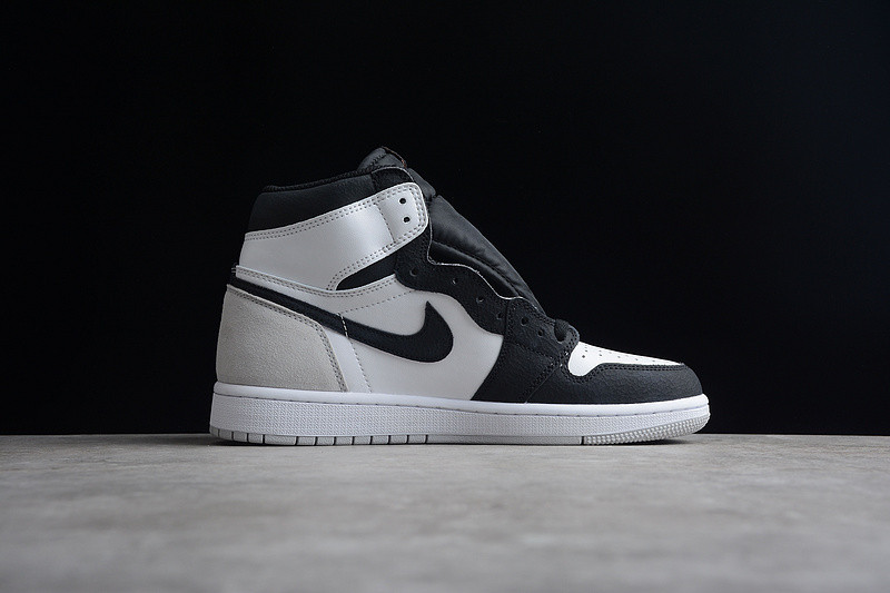Air Jordan 1 High OG “Grey Fog” 555088-108