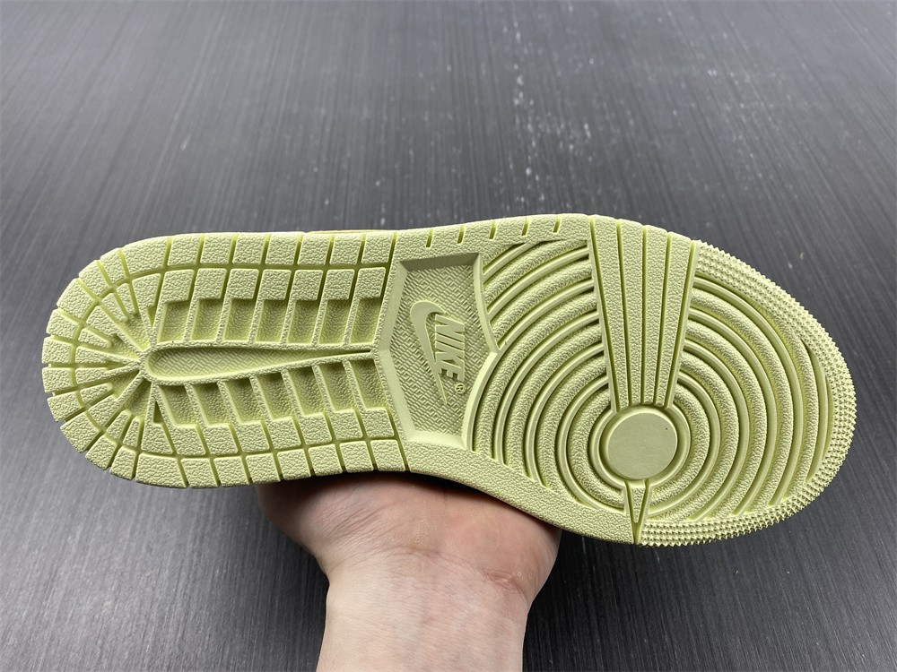 Air Jordan 1 Low DC0774-007